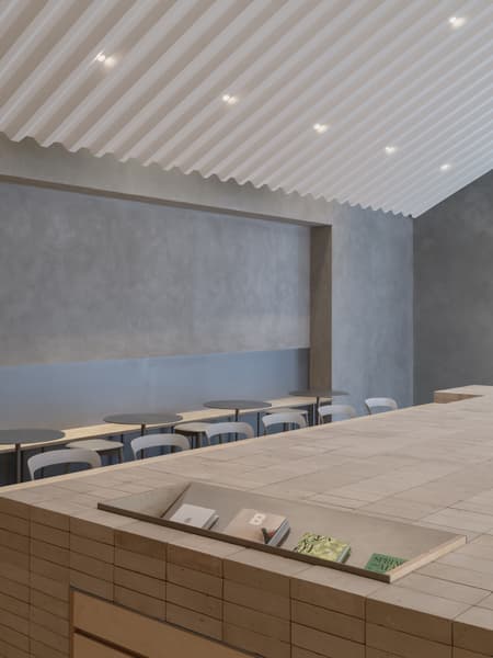 Blue Bottle Coffee Columbia Circle Cafe