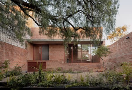 Pirules House