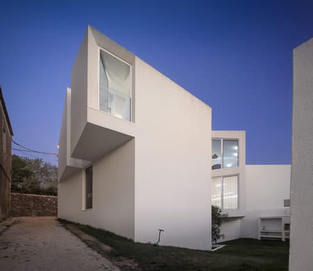 Mafra House