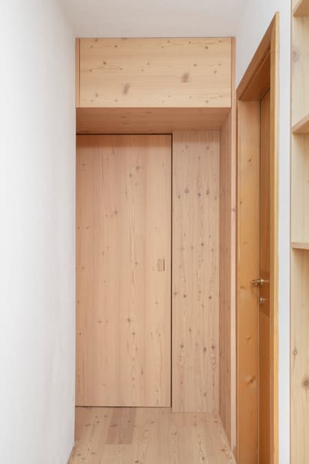 Renovation of a mountain apartment in Cavalese Val di Fiemme