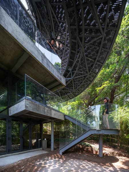 Positive Energy House