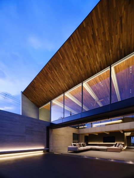 Element House