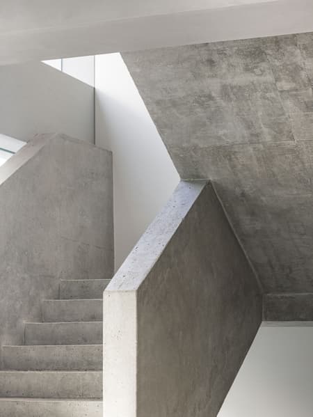 LMOOD flagship store SEOUL