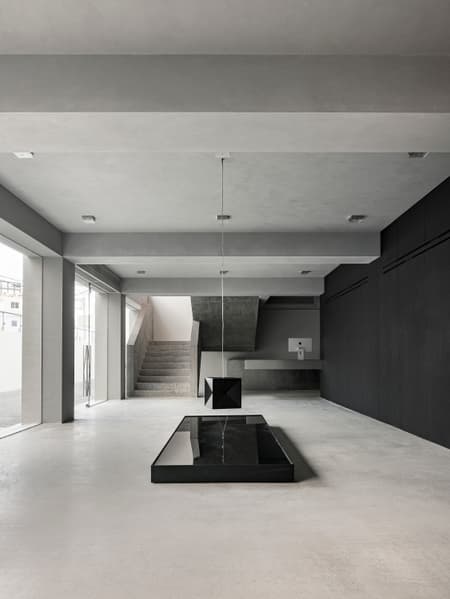 LMOOD flagship store SEOUL