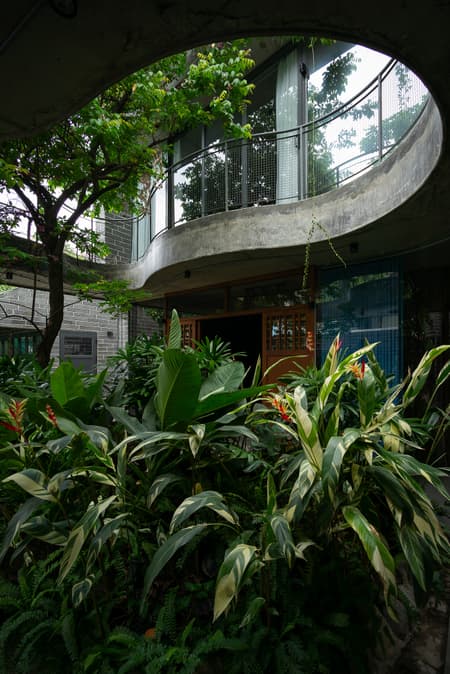 Linh Trung House