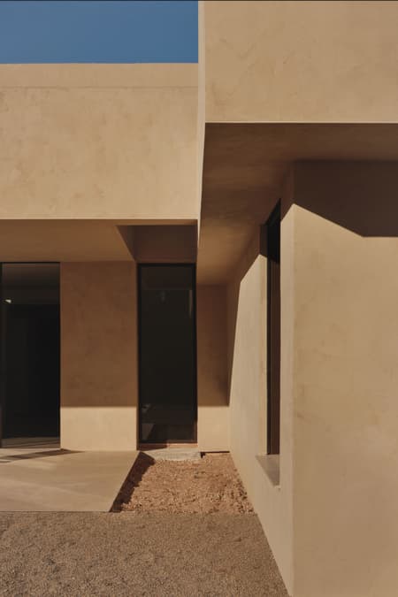 Oktade House