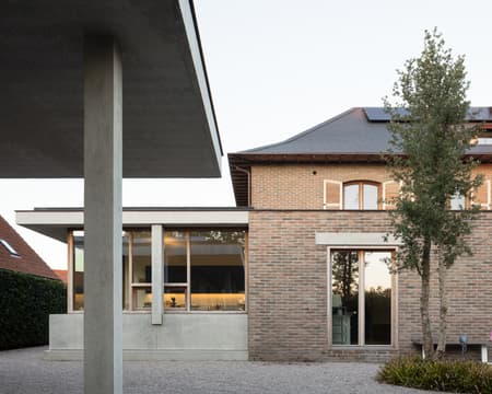 House and Veterinary Practice VD-B