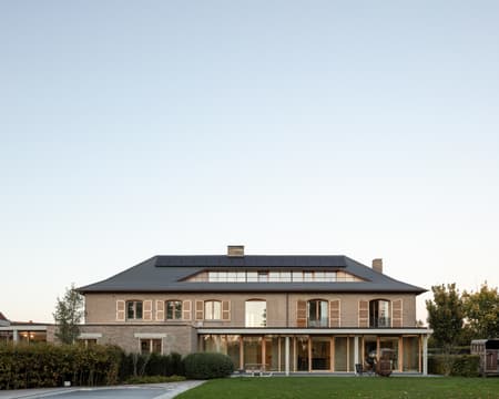 House and Veterinary Practice VD-B