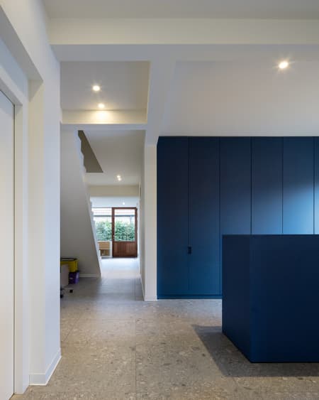 House and Veterinary Practice VD-B