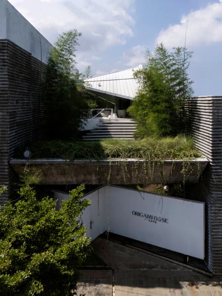 Folded Rooms Garden