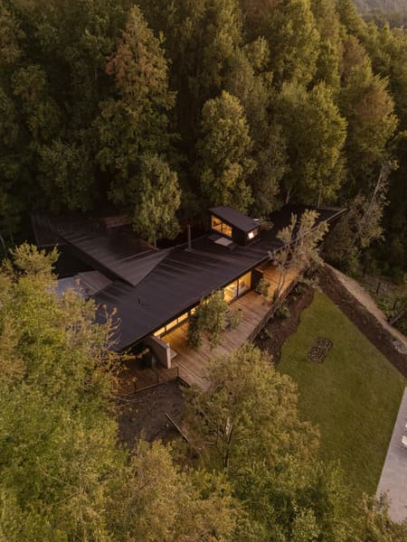 Miradores House