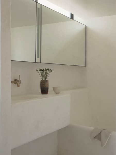 Darling Point Apartment