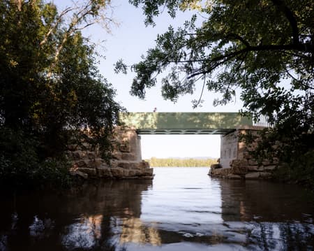 Bois Canal Footbridge