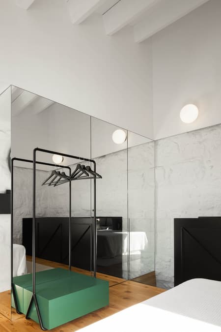 Covelo House by spaceworkers