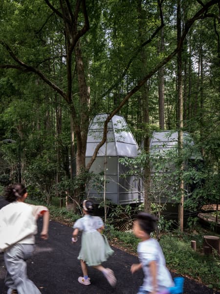 Dongmingshan Senyu Hotel