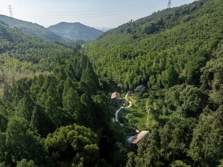 Dongmingshan Senyu Hotel
