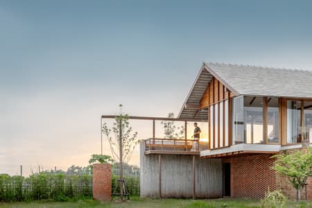 Baan SudSaenSuk