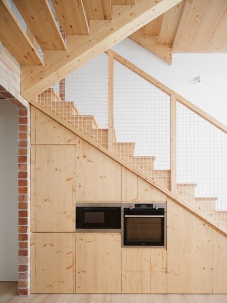 115ARI Single-Family Home Between Party Walls in Sabadell