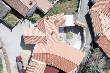 The Avber House