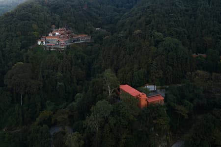 Qing Shui Meditation Retreat Center