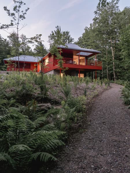 M3R House