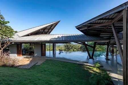 Lateral Verandah House