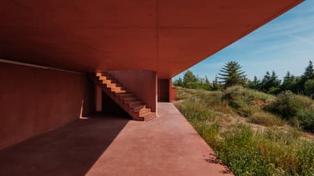 Valley House