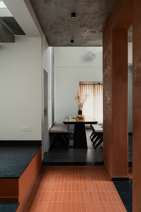 Voids in Thread: A Close-Knit Home