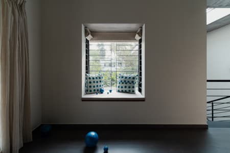 Voids in Thread: A Close-Knit Home