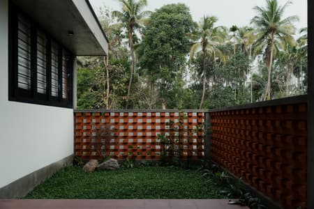 Voids in Thread: A Close-Knit Home