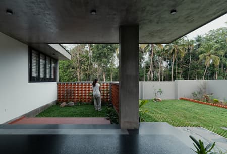 Voids in Thread: A Close-Knit Home