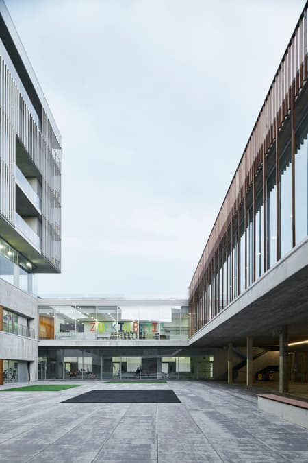 Aldapeta María Ikastetxea School
