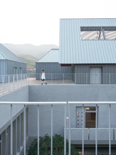 7Hills Yard - Hillstation Brand Center