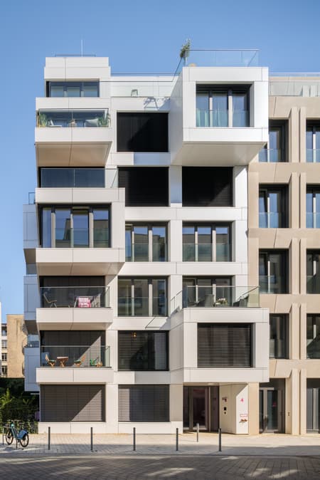 Coe48 Office and Apartment Building 