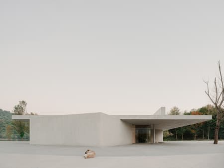 Reception Pavilion - Georgia