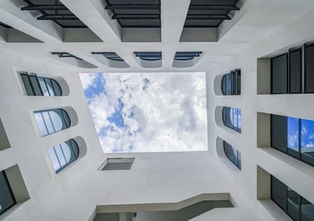 Guizhou Media Vocational and Technical School Library & Information Center