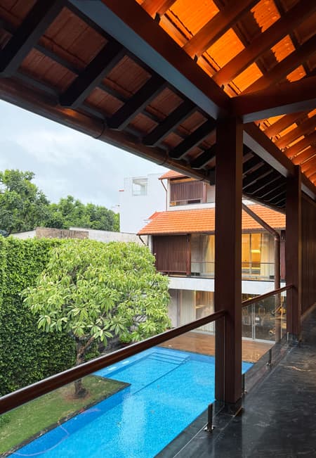 Five Courtyard House