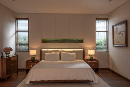 Five Courtyard House