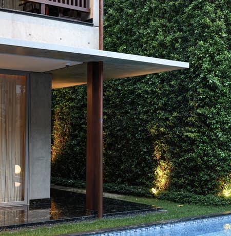 Five Courtyard House