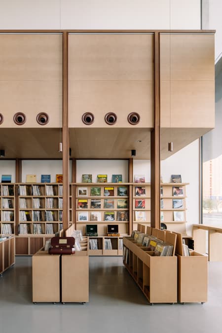 PAGEONE – Vinyl Concept POLPAS