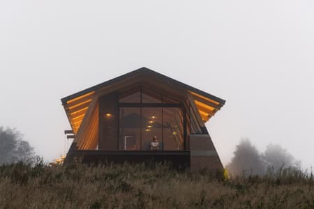 La Miradora House