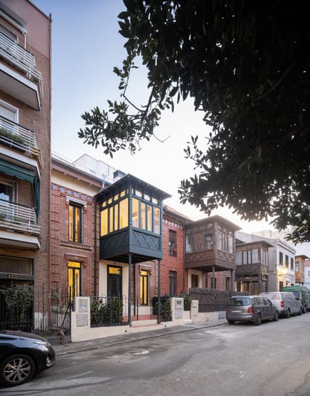 Castelar House