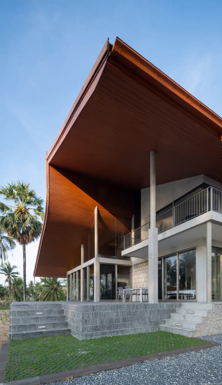 Mon Kluen House