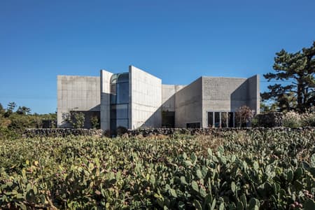 Jeju Wollyeong CAVE Villa