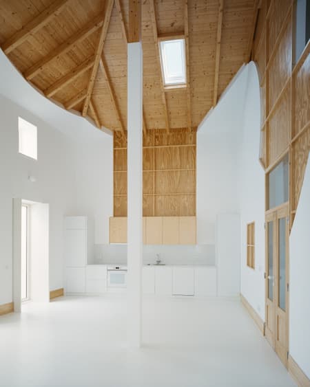  cut(outs) – ceiling, walls and pillar