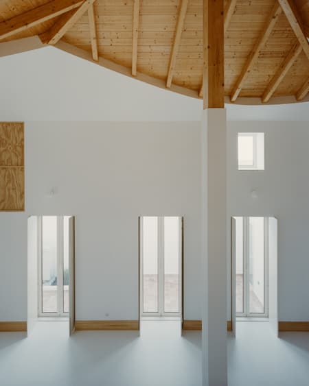  cut(outs) – ceiling, walls and pillar