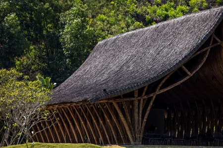 Huong An Vien Visiting Center