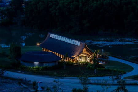 Huong An Vien Visiting Center