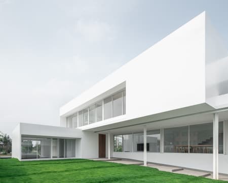 Lucent House