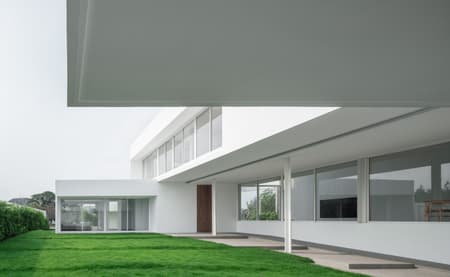 Lucent House